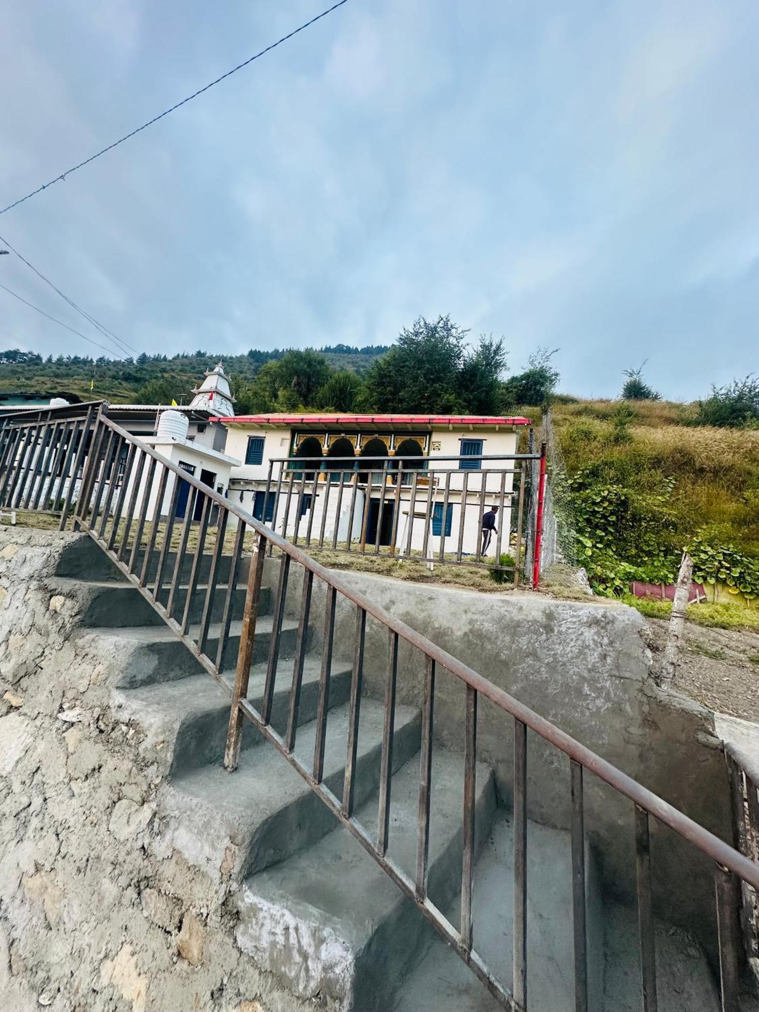 Deodar Village Homestay Devalsari Mussoorie Luaran gambar