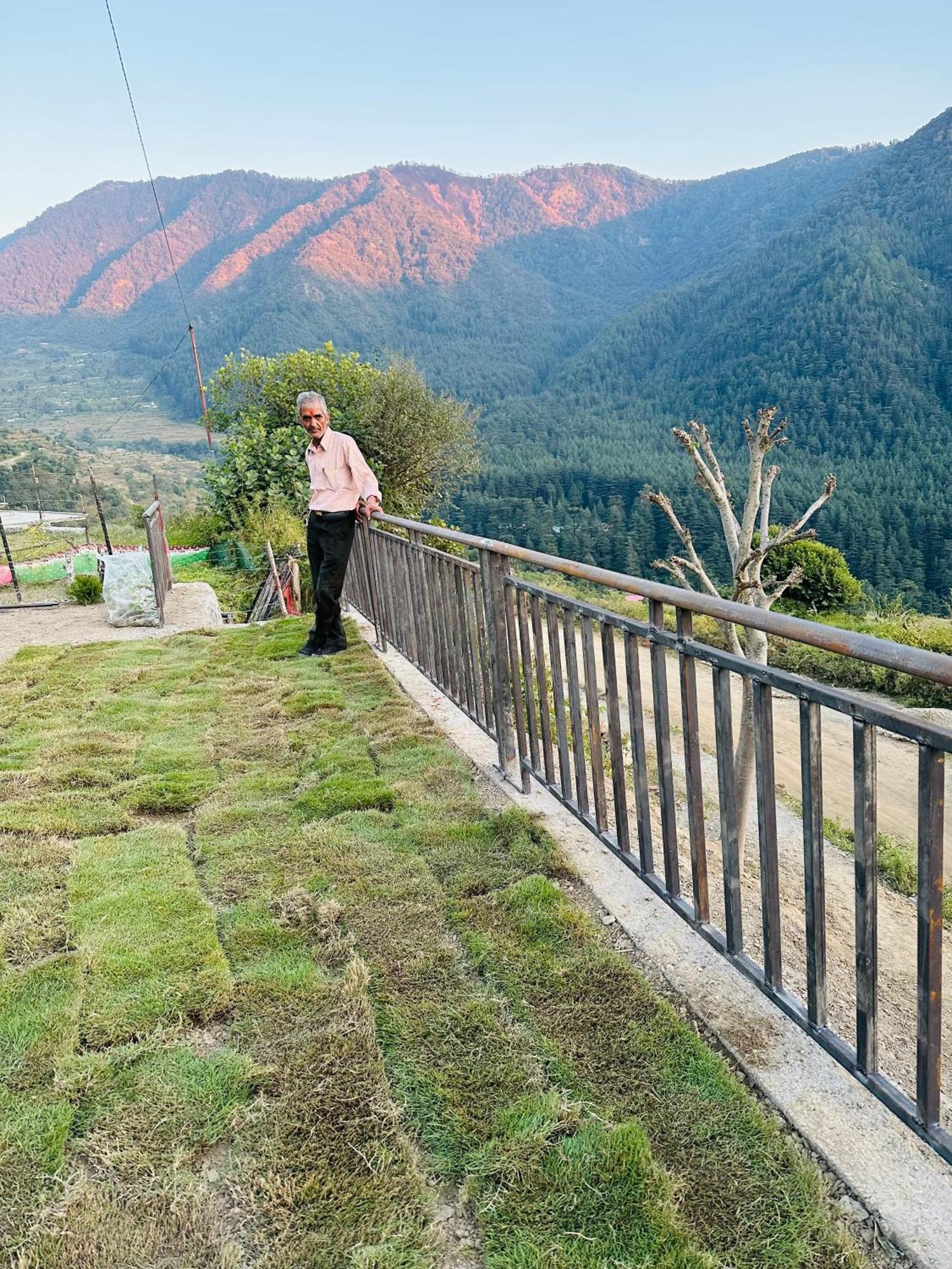 Deodar Village Homestay Devalsari Mussoorie Luaran gambar